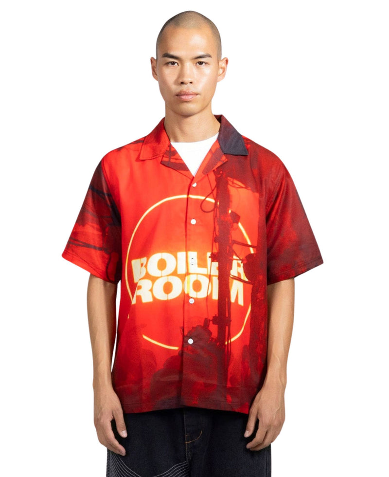 VENUE BUTTON UP